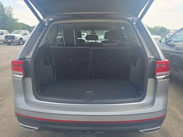 1V2HR2CA4RC558128 2024 VOLKSWAGEN ATLAS - Image 2