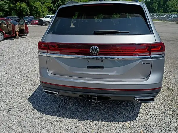 1V2HR2CA4RC558372 2024 VOLKSWAGEN ATLAS - Image 8