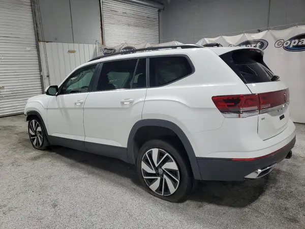 1V2HR2CA4SC538015 2025 VOLKSWAGEN ATLAS - Image 2