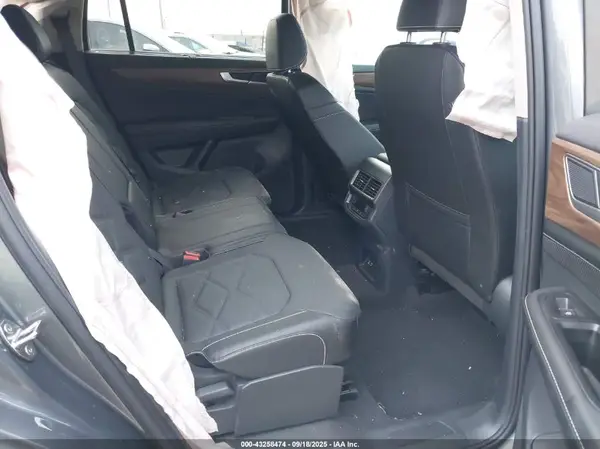 1V2HR2CA4SC541545 2025 VOLKSWAGEN ATLAS - Image 8