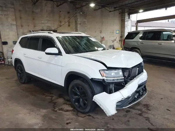 1V2HR2CA5JC502008 2018 VOLKSWAGEN ATLAS - Image 1