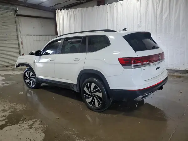 1V2HR2CA5RC564813 2024 VOLKSWAGEN ATLAS - Image 2