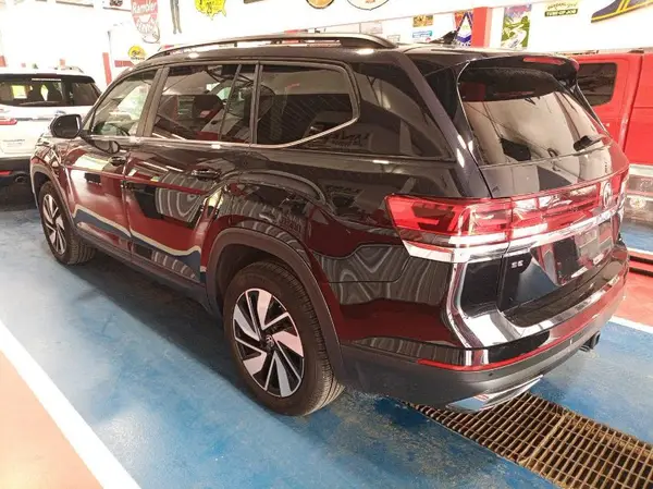1V2HR2CA5RC566688 2024 VOLKSWAGEN ATLAS - Image 2