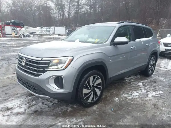 1V2HR2CA5RC573575 2024 VOLKSWAGEN ATLAS - Image 2