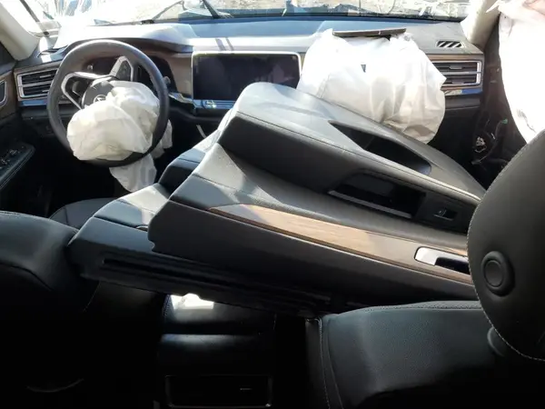 1V2HR2CA5SC553526 2025 VOLKSWAGEN ATLAS - Image 8