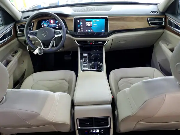 1V2HR2CA5SC574375 2025 VOLKSWAGEN ATLAS - Image 8