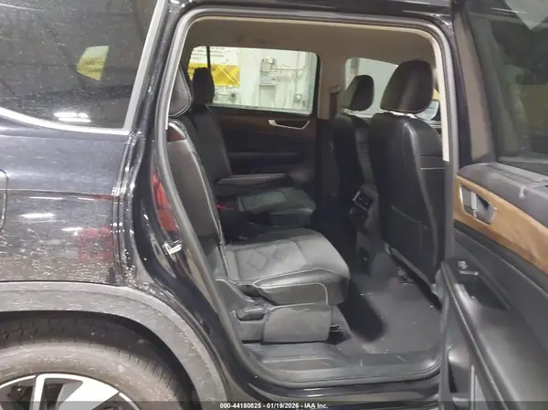1V2HR2CA6RC538608 2024 VOLKSWAGEN ATLAS - Image 8