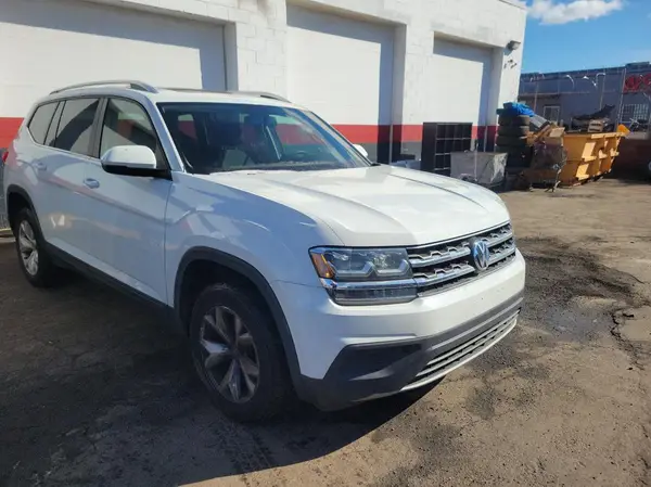 1V2HR2CA7JC501992 2018 VOLKSWAGEN ATLAS - Image 1