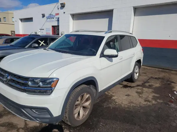 1V2HR2CA7JC501992 2018 VOLKSWAGEN ATLAS - Image 2