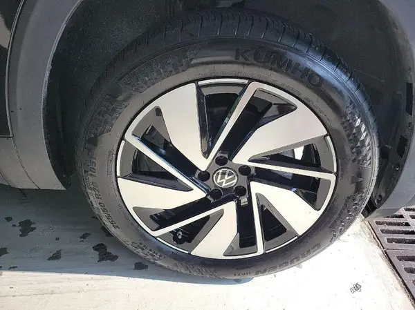 1V2HR2CA7RC579538 2024 VOLKSWAGEN ATLAS - Image 8