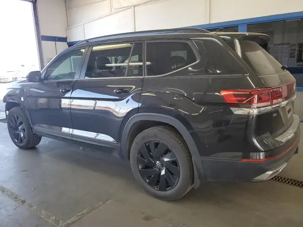1V2HR2CA8RC599913 2024 VOLKSWAGEN ATLAS - Image 2