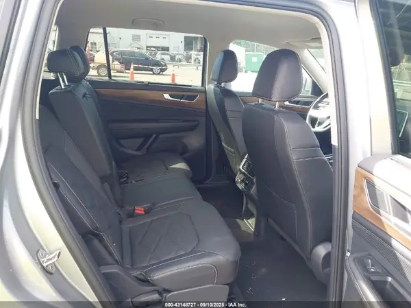 1V2HR2CA8SC531505 2025 VOLKSWAGEN ATLAS - Image 8