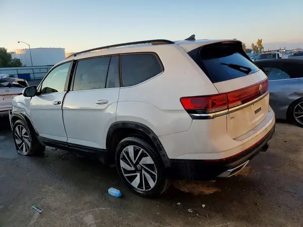 1V2HR2CA9RC532432 2024 VOLKSWAGEN ATLAS - Image 2