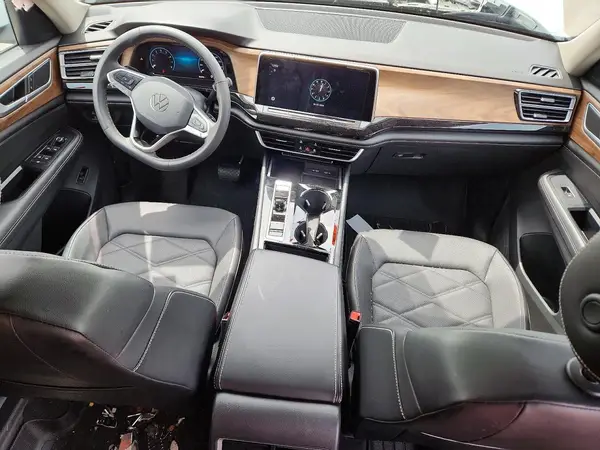 1V2HR2CA9RC537985 2024 VOLKSWAGEN ATLAS - Image 8