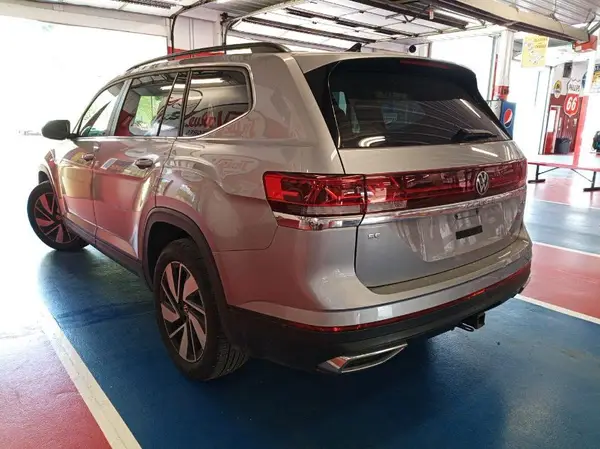 1V2HR2CA9RC557329 2024 VOLKSWAGEN ATLAS - Image 8