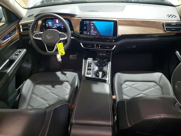1V2HR2CA9RC557475 2024 VOLKSWAGEN ATLAS - Image 8