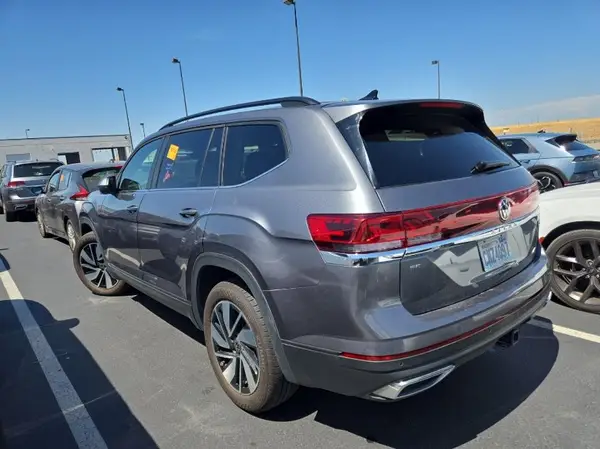 1V2HR2CA9RC579847 2024 VOLKSWAGEN ATLAS - Image 2