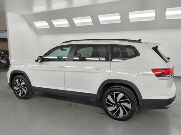 1V2HR2CA9SC506578 2025 VOLKSWAGEN ATLAS - Image 2