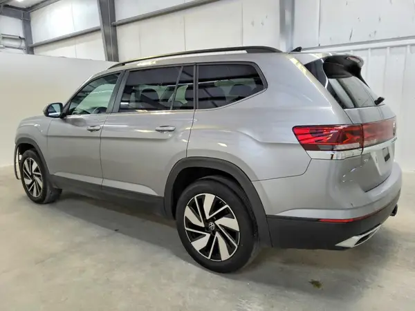1V2HR2CA9SC530816 2025 VOLKSWAGEN ATLAS - Image 2