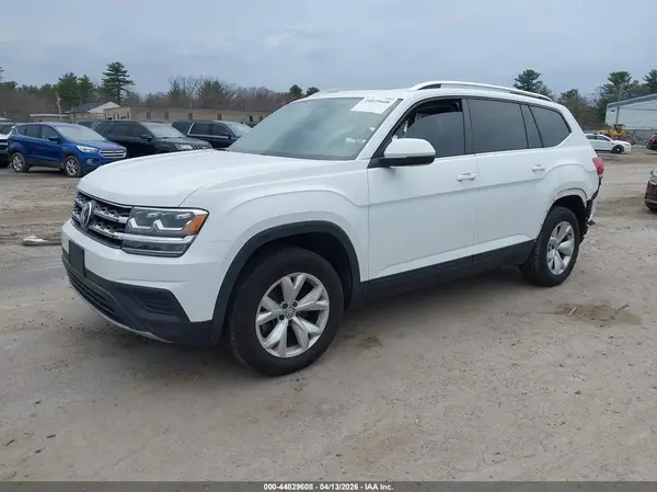 1V2HR2CAXJC501873 2018 VOLKSWAGEN ATLAS - Image 2