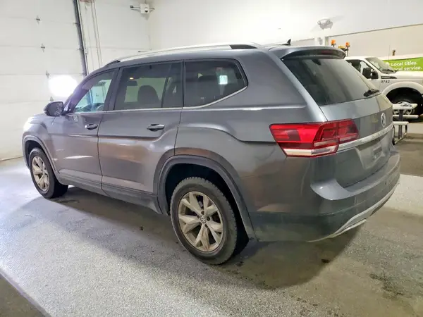 1V2HR2CAXJC501985 2018 VOLKSWAGEN ATLAS - Image 2