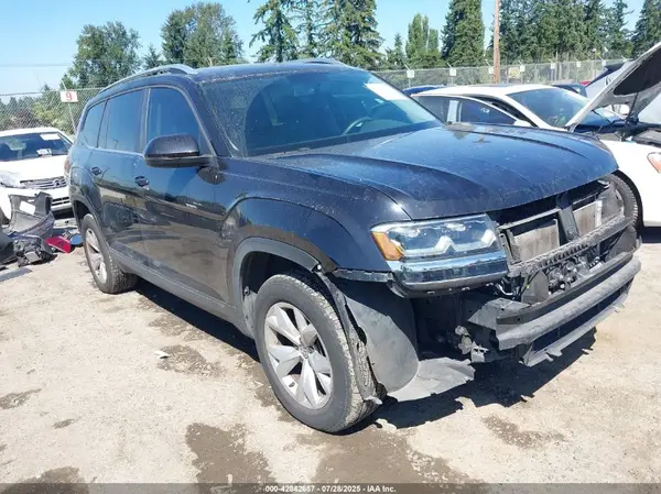 1V2HR2CAXJC504482 2018 VOLKSWAGEN ATLAS - Image 1
