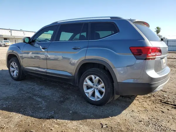 1V2HR2CAXJC510671 2018 VOLKSWAGEN ATLAS - Image 2