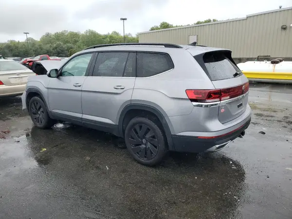 1V2HR2CAXRC525442 2024 VOLKSWAGEN ATLAS - Image 2