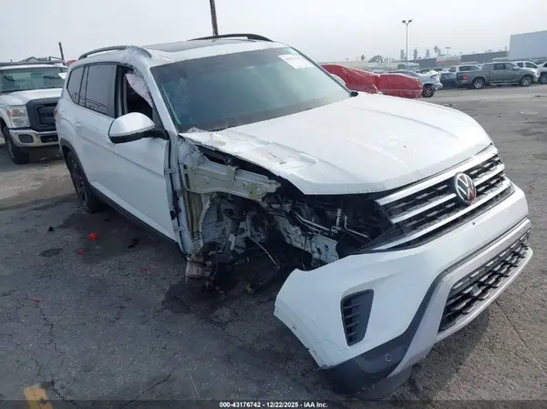 1V2JP2CA1MC611223 2021 VOLKSWAGEN ATLAS - Image 1