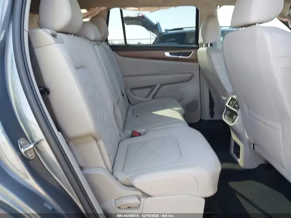 1V2JR2CA0RC553882 2024 VOLKSWAGEN ATLAS - Image 8