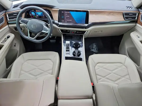 1V2JR2CA0RC561383 2024 VOLKSWAGEN ATLAS - Image 8