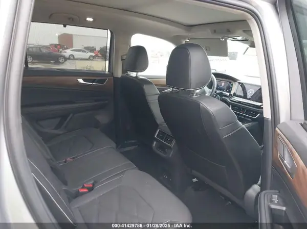 1V2JR2CA1RC537982 2024 VOLKSWAGEN ATLAS - Image 8