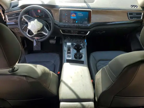 1V2JR2CA2SC570916 2025 VOLKSWAGEN ATLAS - Image 8