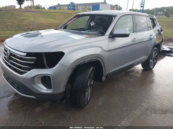 1V2JR2CA3RC533450 2024 VOLKSWAGEN ATLAS - Image 2