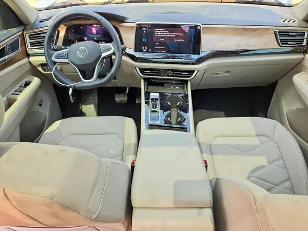 1V2JR2CA6SC576606 2025 VOLKSWAGEN ATLAS - Image 8