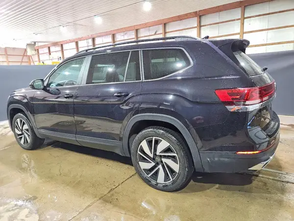1V2JR2CA7RC564068 2024 VOLKSWAGEN ATLAS - Image 2