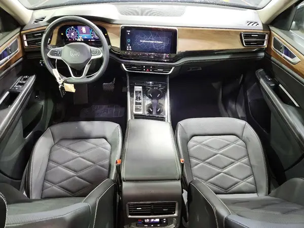 1V2JR2CA7RC564068 2024 VOLKSWAGEN ATLAS - Image 8