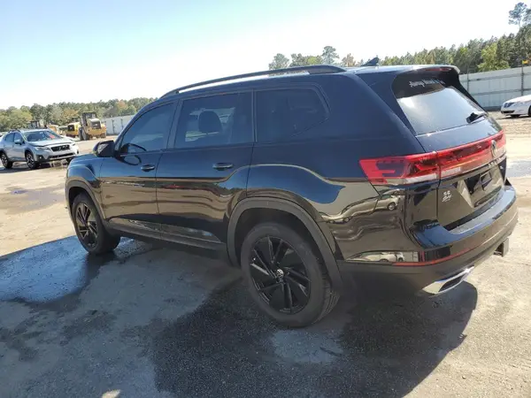 1V2JR2CAXRC576621 2024 VOLKSWAGEN ATLAS - Image 2