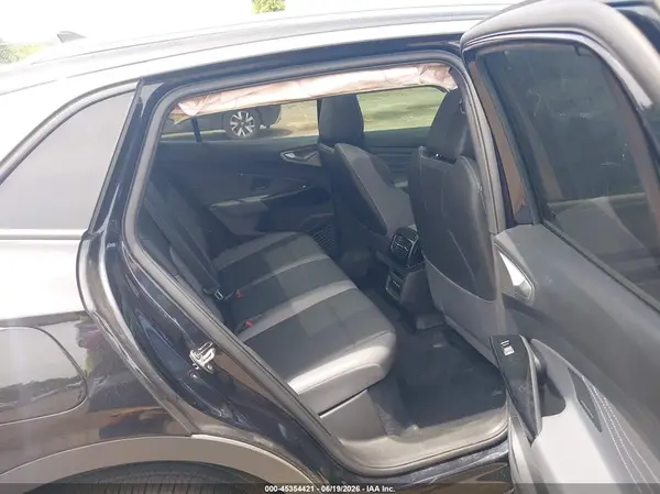 1V2JSPE82SC003987 2025 VOLKSWAGEN ID.4 - Image 8