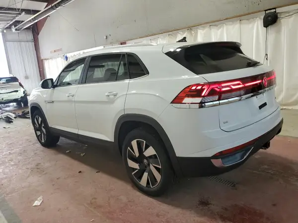 1V2KE2CA4SC220686 2025 VOLKSWAGEN ATLAS - Image 2