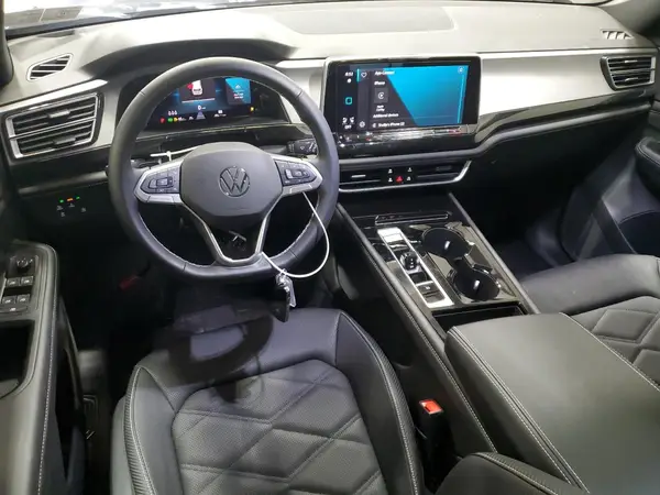 1V2KE2CA4SC220686 2025 VOLKSWAGEN ATLAS - Image 8