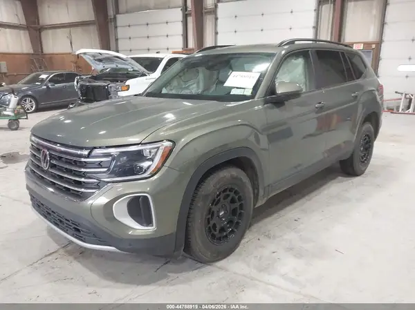 1V2KN2CA8TC537727 2026 VOLKSWAGEN ATLAS - Image 2