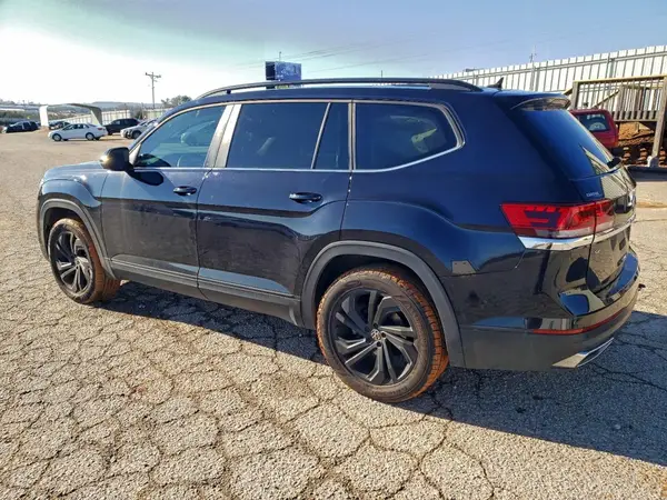 1V2KP2CA4NC500834 2022 VOLKSWAGEN ATLAS - Image 2
