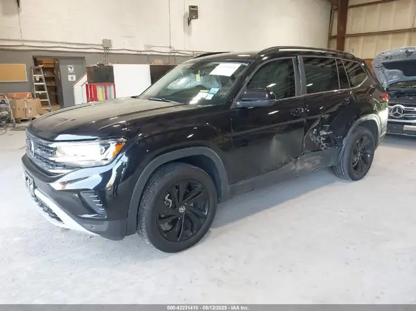1V2KP2CA5NC509929 2022 VOLKSWAGEN ATLAS - Image 2