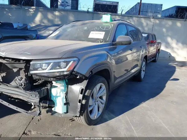 1V2KP2CA9NC535529 2022 VOLKSWAGEN ATLAS - Image 2