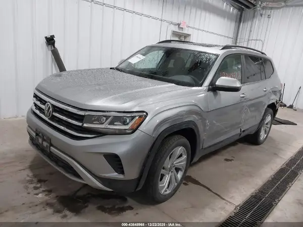 1V2KP2CA9NC560611 2022 VOLKSWAGEN ATLAS - Image 2