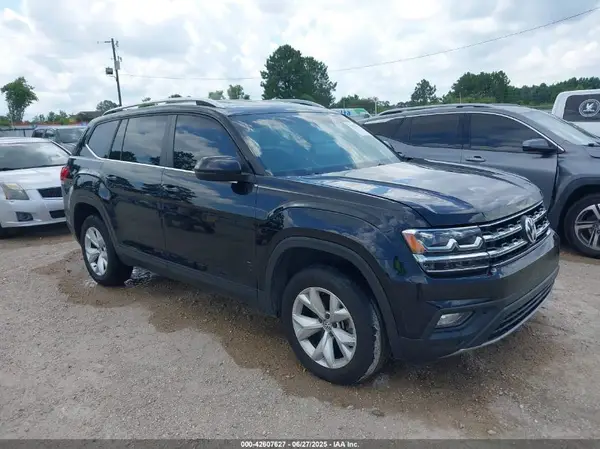 1V2KR2CA0JC575146 2018 VOLKSWAGEN ATLAS - Image 1