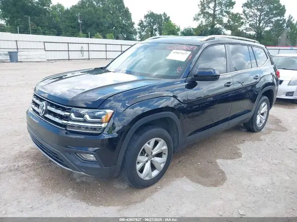 1V2KR2CA0JC575146 2018 VOLKSWAGEN ATLAS - Image 2