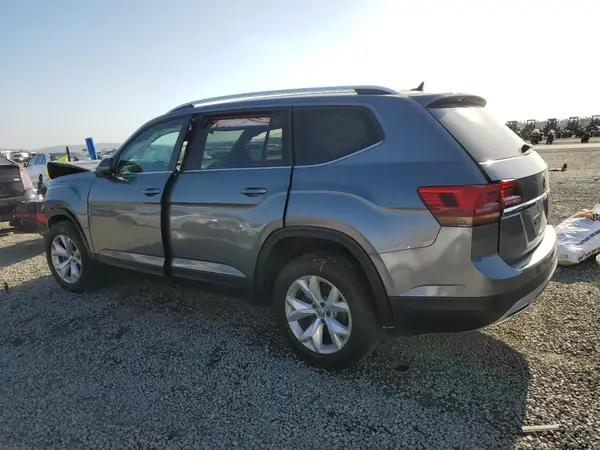 1V2KR2CA0JC576975 2018 VOLKSWAGEN ATLAS - Image 2