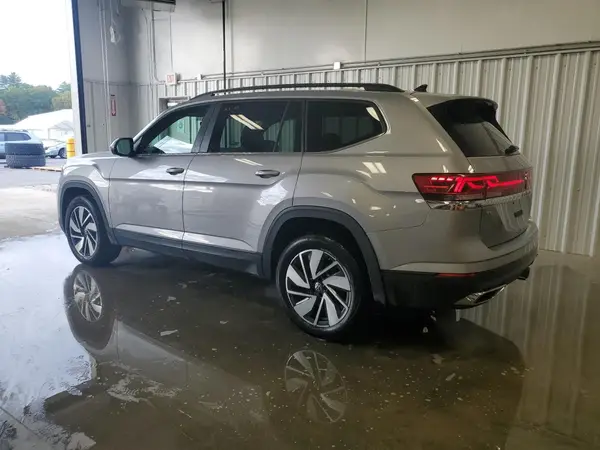 1V2KR2CA0RC563168 2024 VOLKSWAGEN ATLAS - Image 2